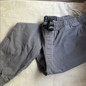 American Eagle Outfitters Jogger style